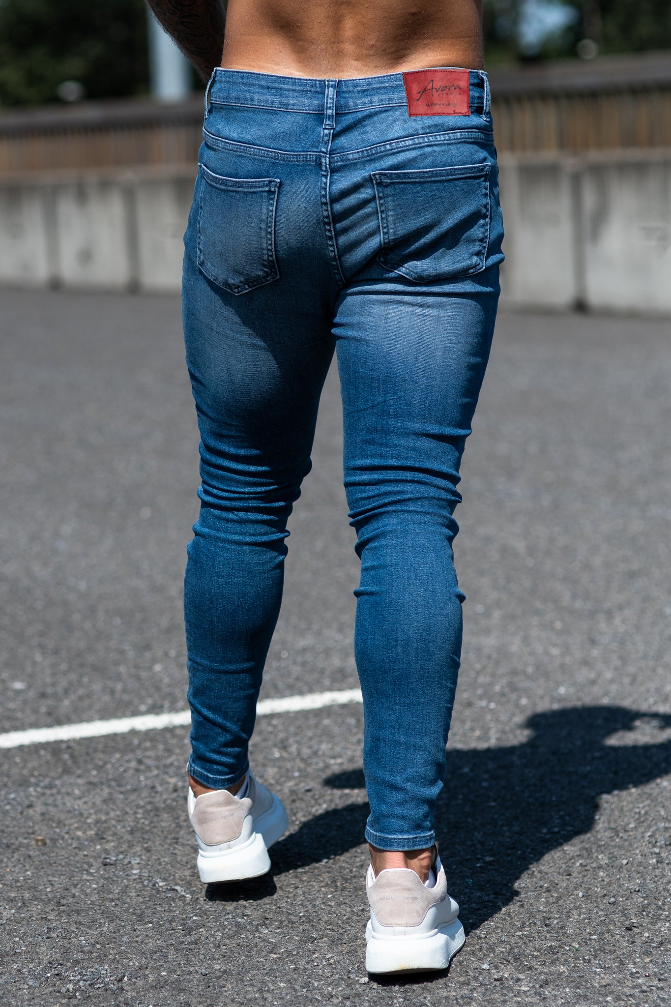 Avora London Rae Skinny Rip & Repaired Jeans in Mid Wash Blue